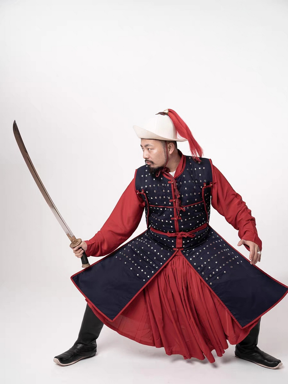 宋军和明军,都佩戴范阳笠,有什么不同呢?