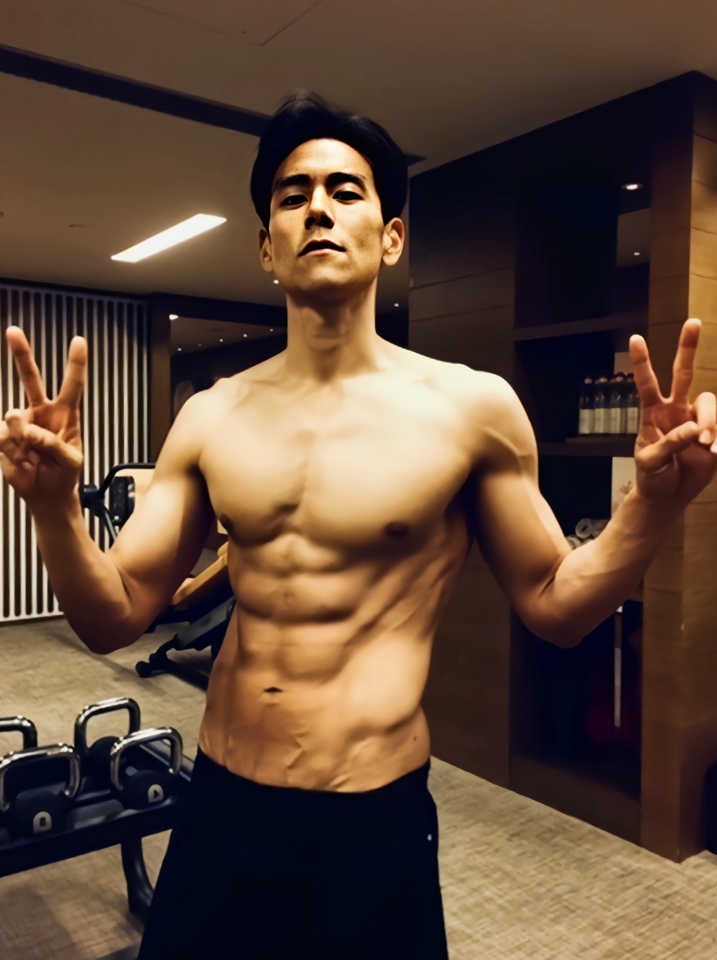 肌肉男神 彭于晏,高清壁纸美图