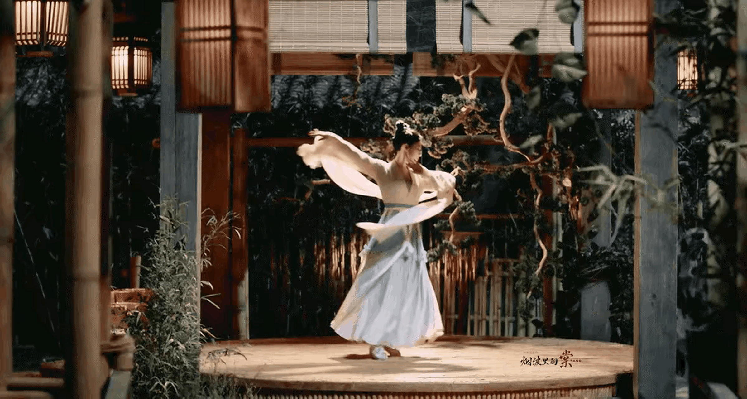 刘亦菲多点演古装剧吧,这段舞蹈即使没有配乐,看着也很舒服!