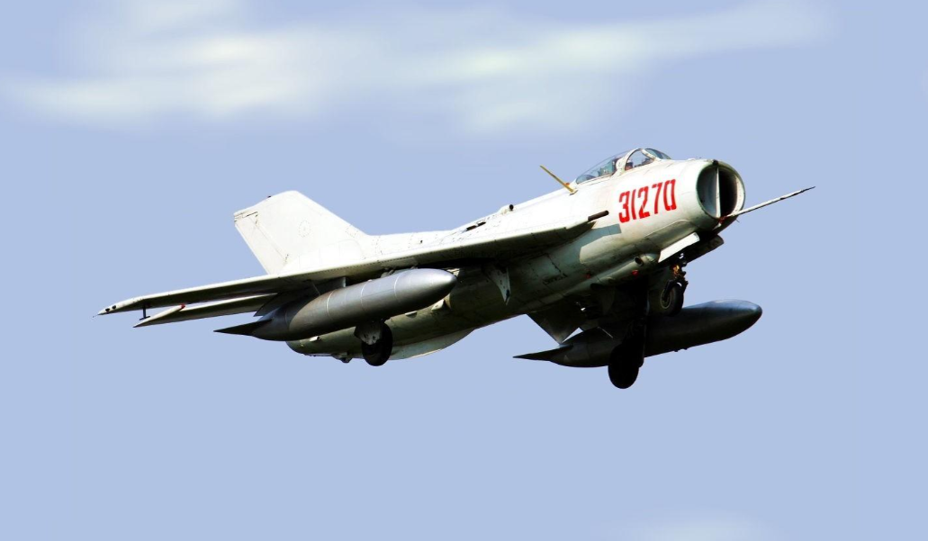 印巴空战对决:我国歼-6崭露头角,引发美国的好奇与探究