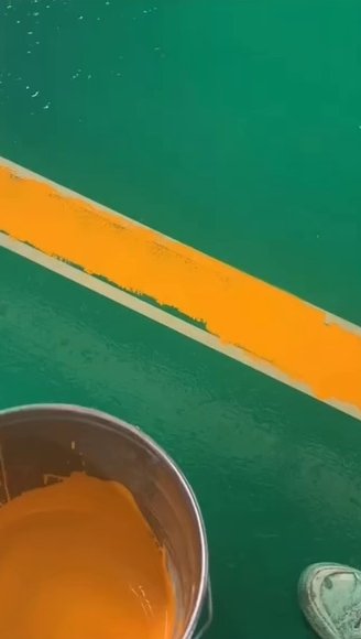 水性聚氨酯划线漆一遍搞定,价格不贵 省人工光泽度好,附着力强,嘉兴