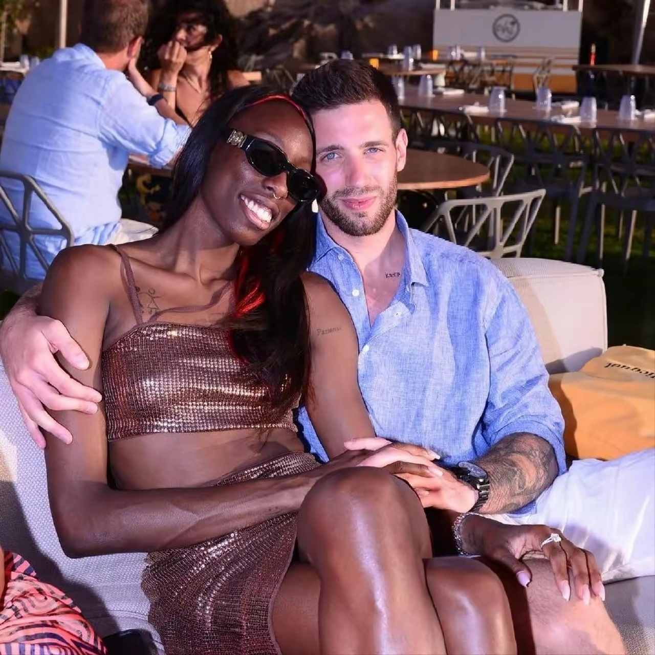 艾格努的现任男朋友,也是一名排球运动员.长得非常帅气.