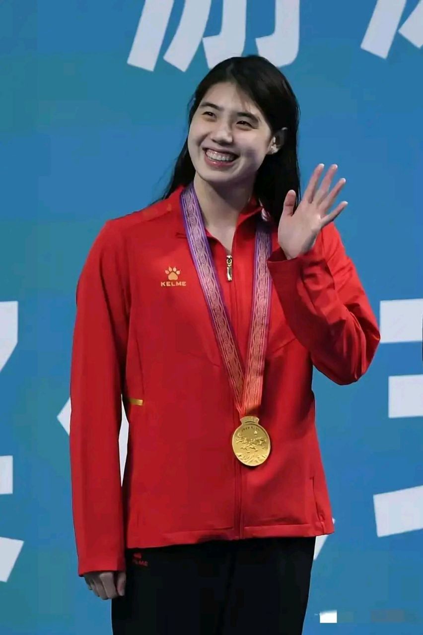 张雨菲在过去的10天内取得了惊人的成绩,拿到的奖牌