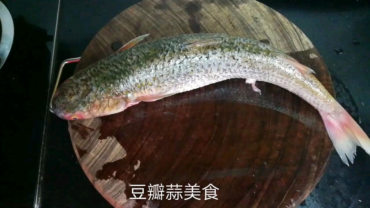 那种做法才适合肉嫩刺少的长江子鱼