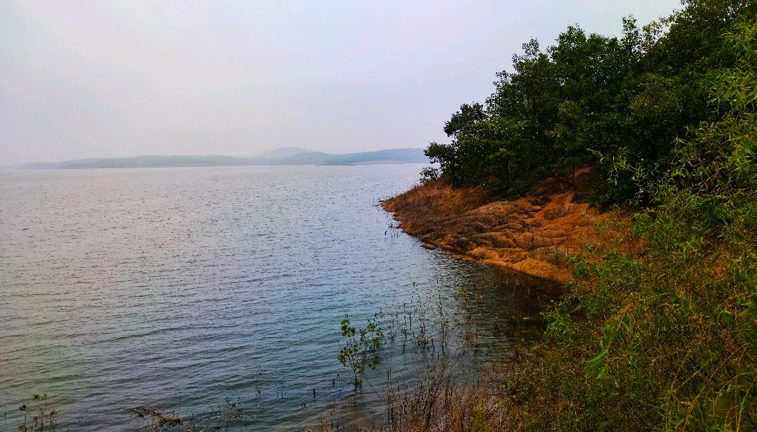 泌阳县铜山湖风景区图片