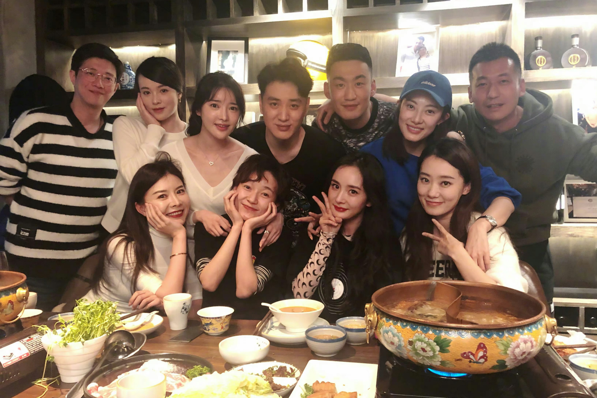 杨幂的那些饭局合照.