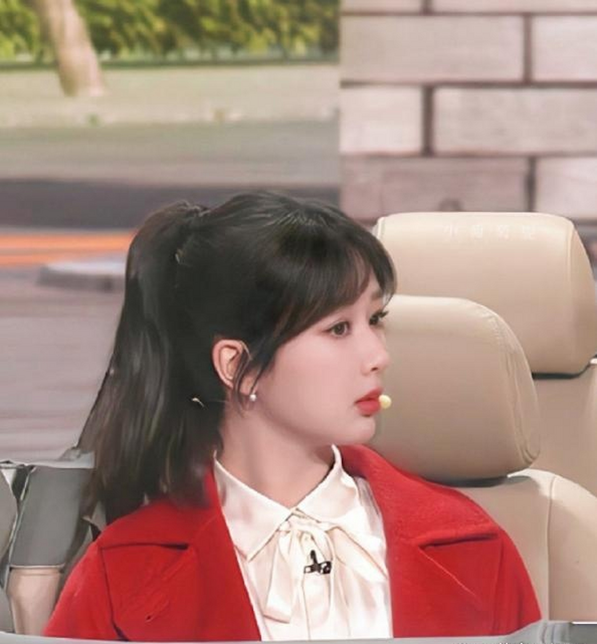 杨紫春晚发型好好看啊!