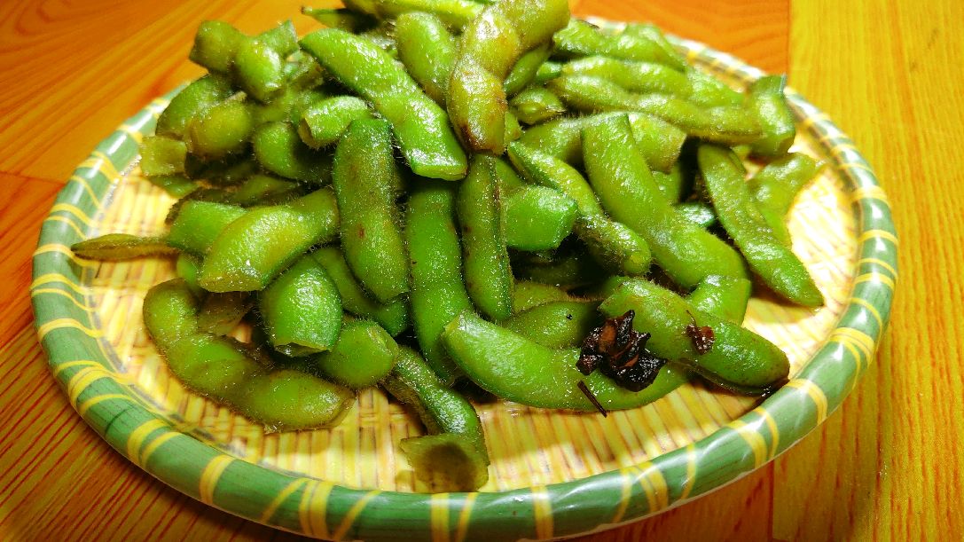 五香毛豆有诀窍,用这个方法煮、碧绿鲜香,比烧烤店卖的还好吃