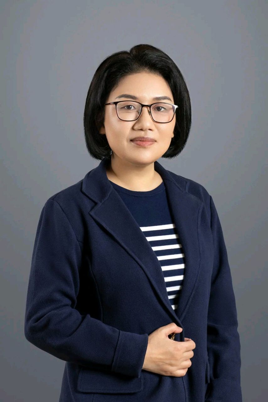 何庭波瞪大双眼,惊呼:怎么用得完?