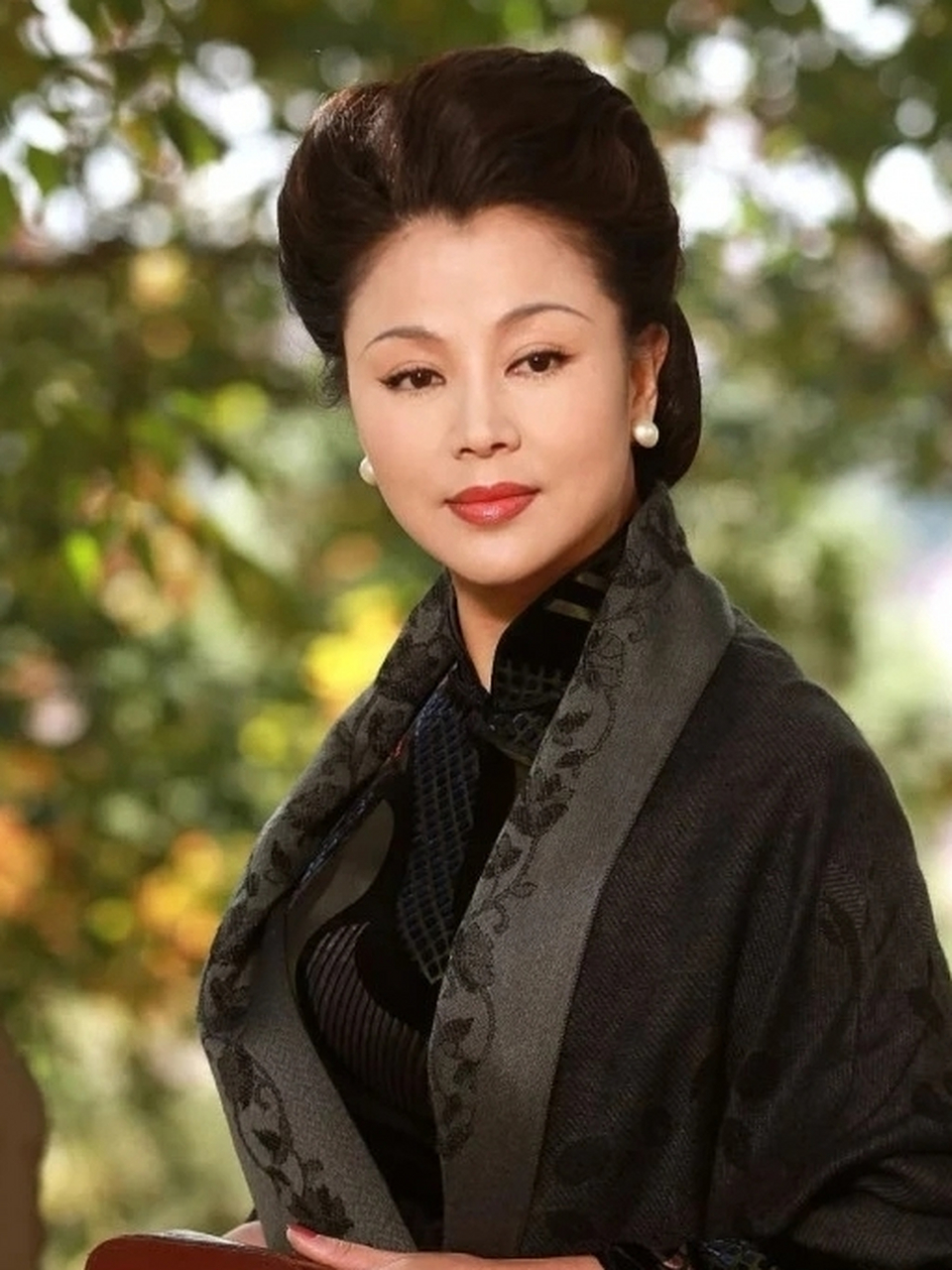 于小慧是一个有气质很特别的女演员,处理角色水平很高,这位老戏骨一直