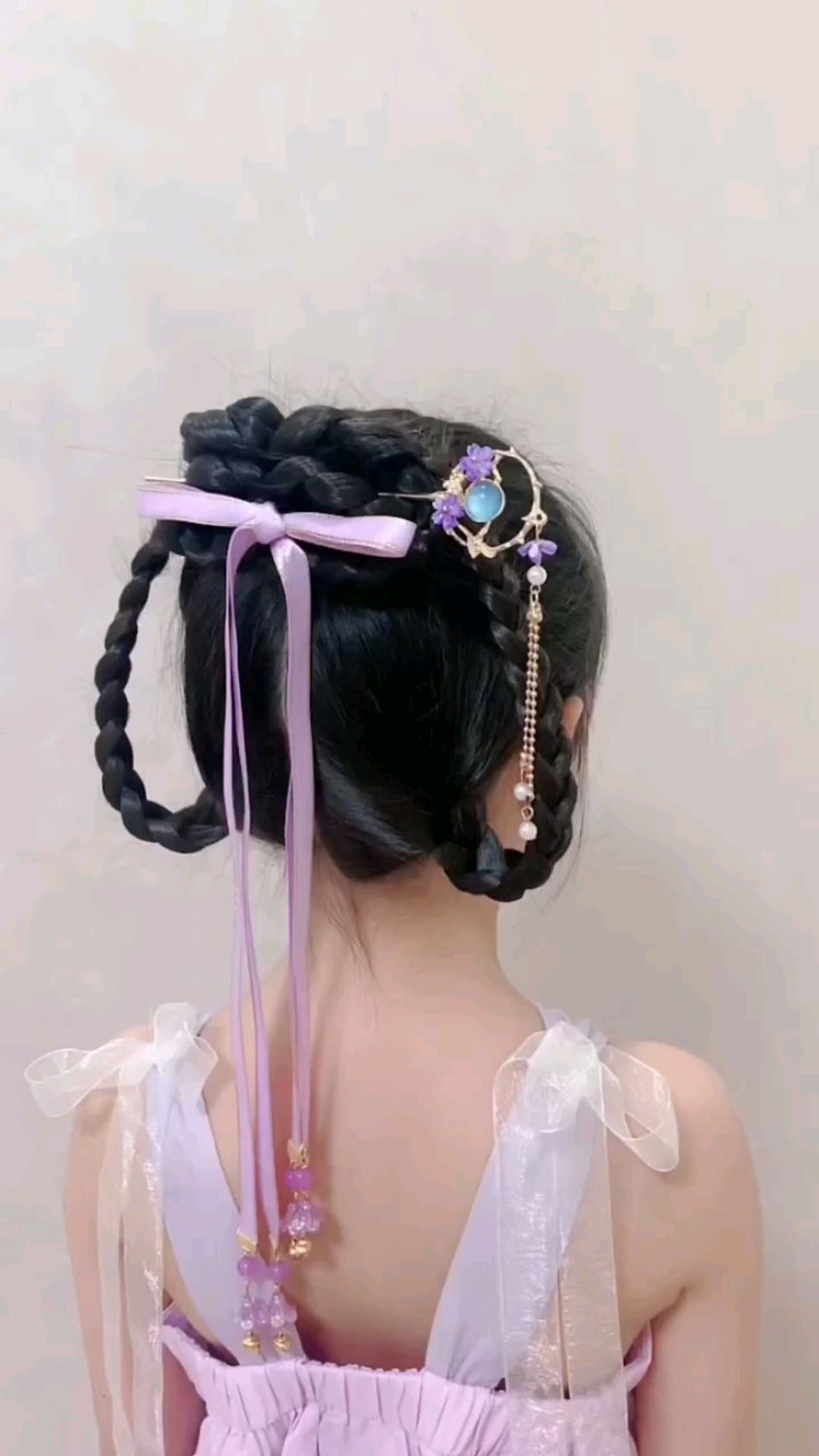 儿童编发穿汉服怎么能不扎个汉服发型呢三分钟搞定