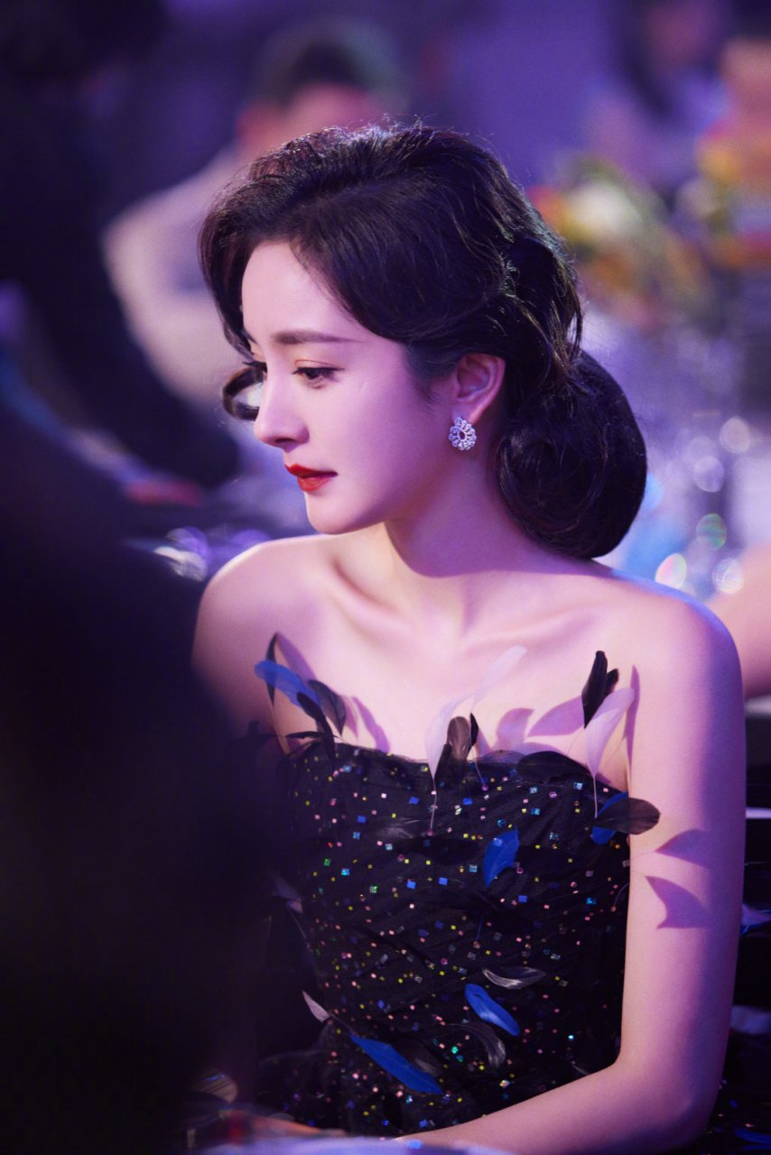杨幂高清壁纸头像(九)[心]