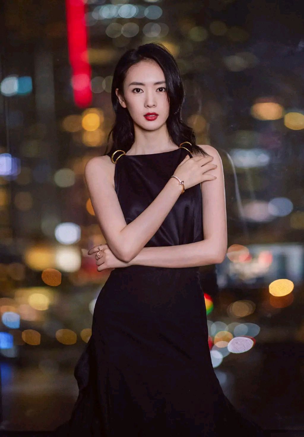 童瑶高清写真美照图,性感迷人,明艳动人