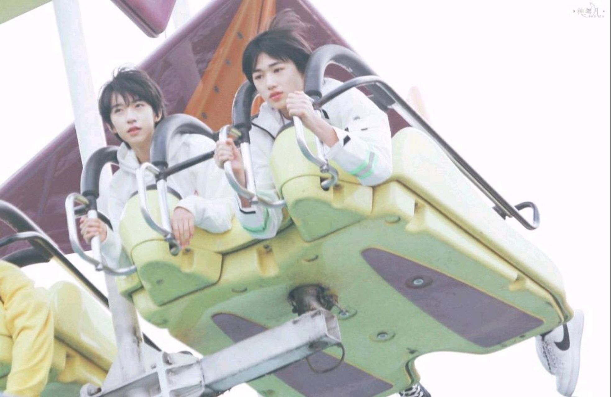 考古宋芽芽跟小贺一起做过山车,闺蜜组了不起!#时代少年团