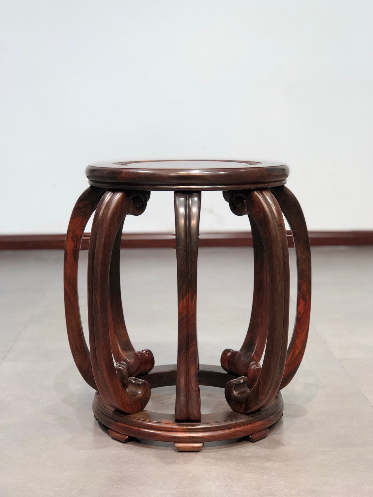 王世襄收藏款八足鼓凳