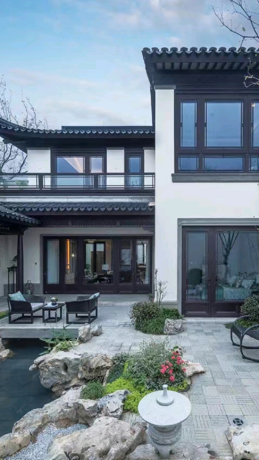 一方小院与自然相融,环杭半小时都市圈绿城山居中式院子!