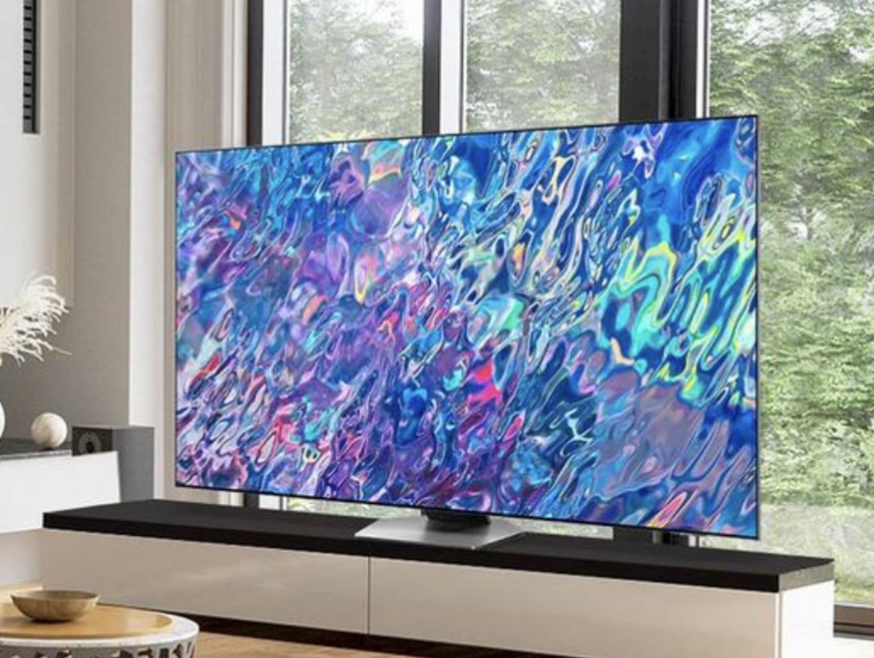 售价5400美元,约人民币38800元的"83英寸oled电视"你会买吗?