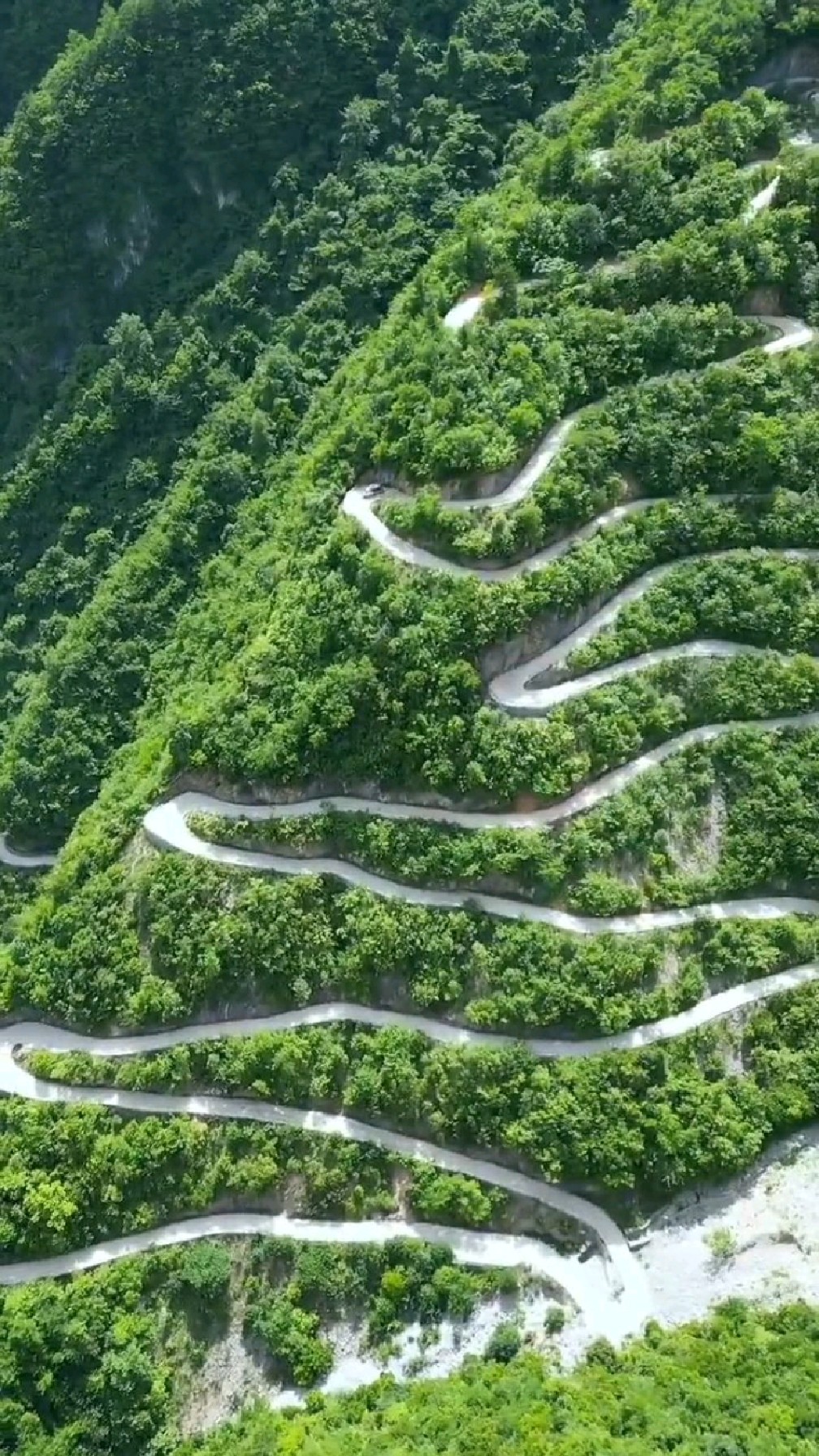 巫溪的四条天路拍摄不易请耐心看完