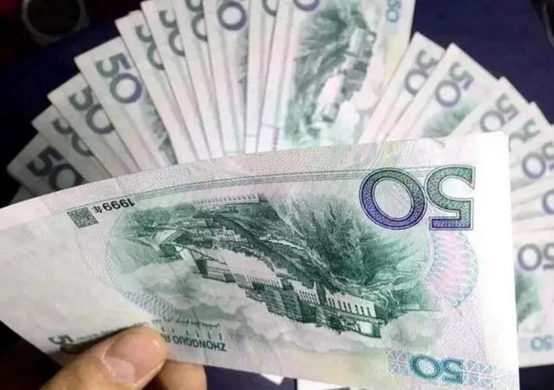 不料,几天后失主又找上他,声称自己总共掉了20000