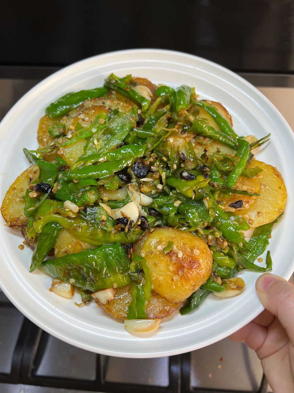 这个辣度江西人可太喜欢了,做擂辣椒再合适不过了,再加点土豆片也太好