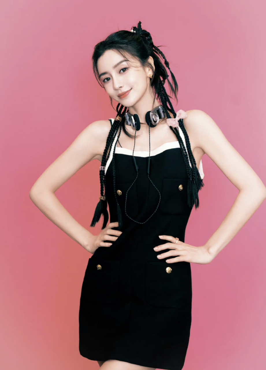 《你好星期六》angelababy今日打工人已上线,蝴蝶头造型好看!