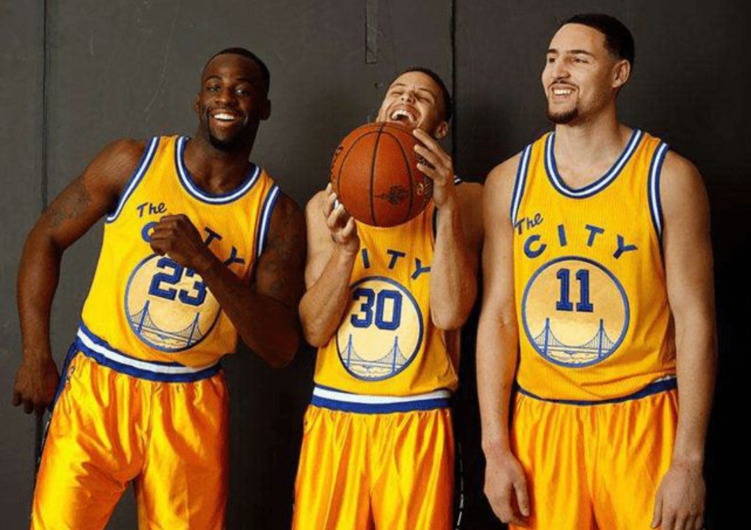 马刺曾经的gdp组合,勇士如今的库汤追,不同球队,同样的兄弟情
