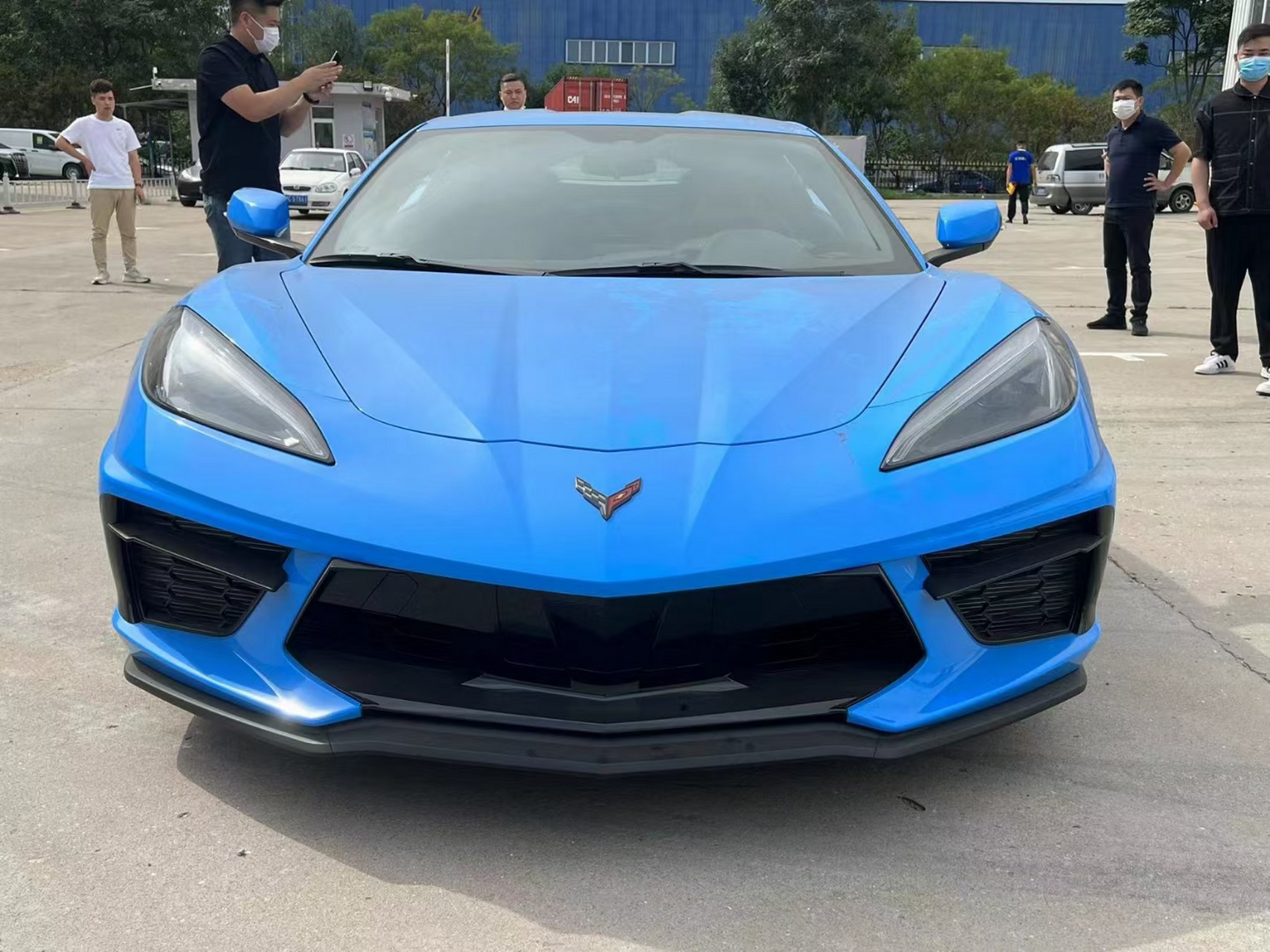 23款科尔维特c802手动敞篷02 颜色:蓝/黑0202 配置:1lt,z51