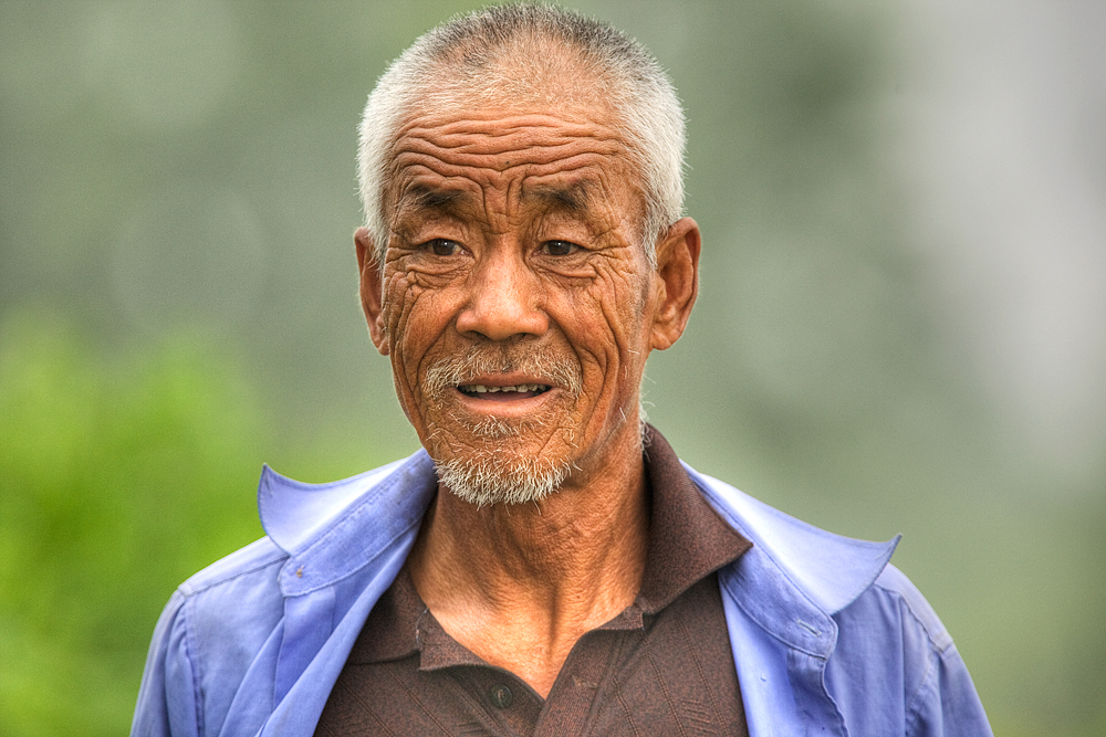 福州老农卖菜获利14元被罚10万;法院:处罚畸重,不准予强制执行