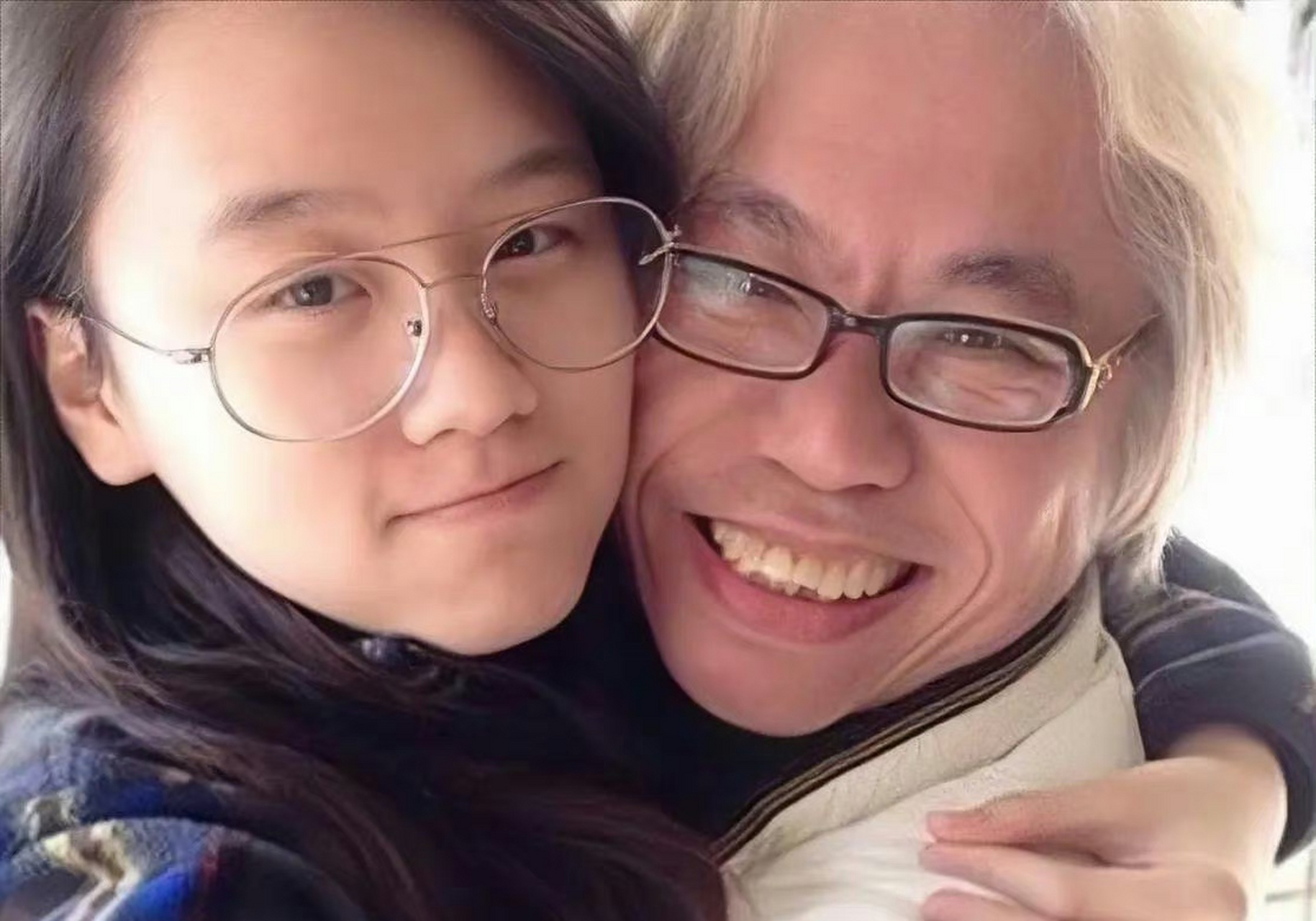 "爷孙恋"李坤城去世,小40岁女友林靖恩发文证实该消息.