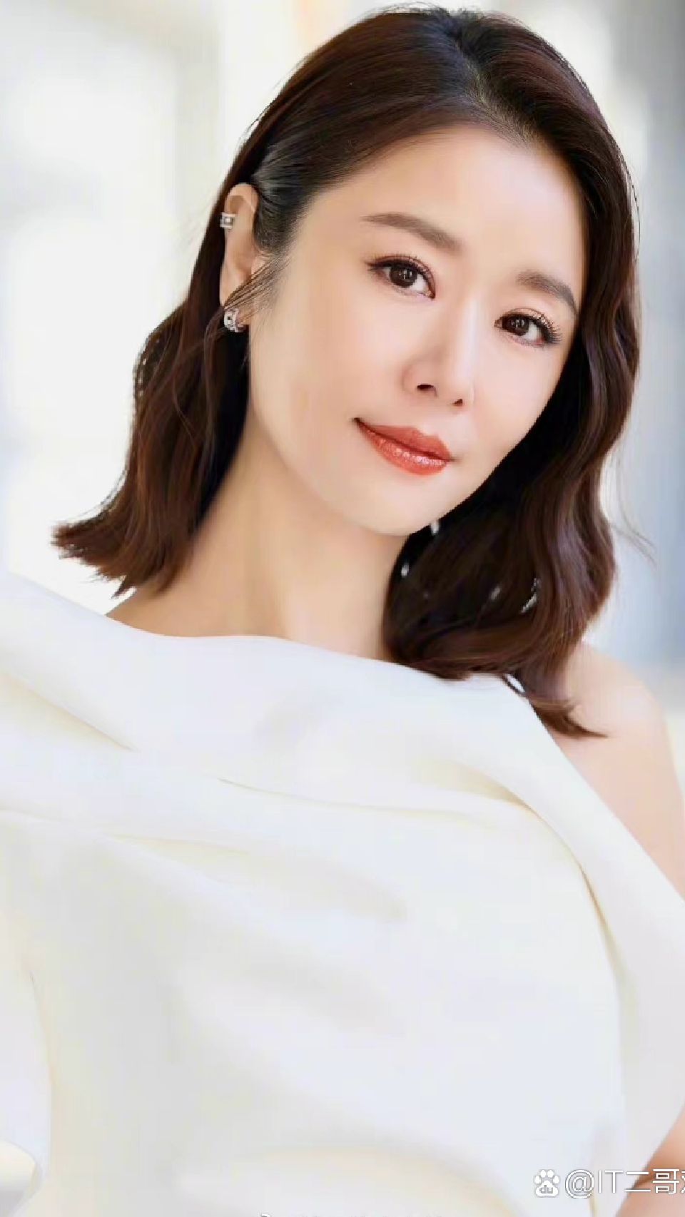 林心如女儿正面照被曝光,喊话网友尊重隐私!