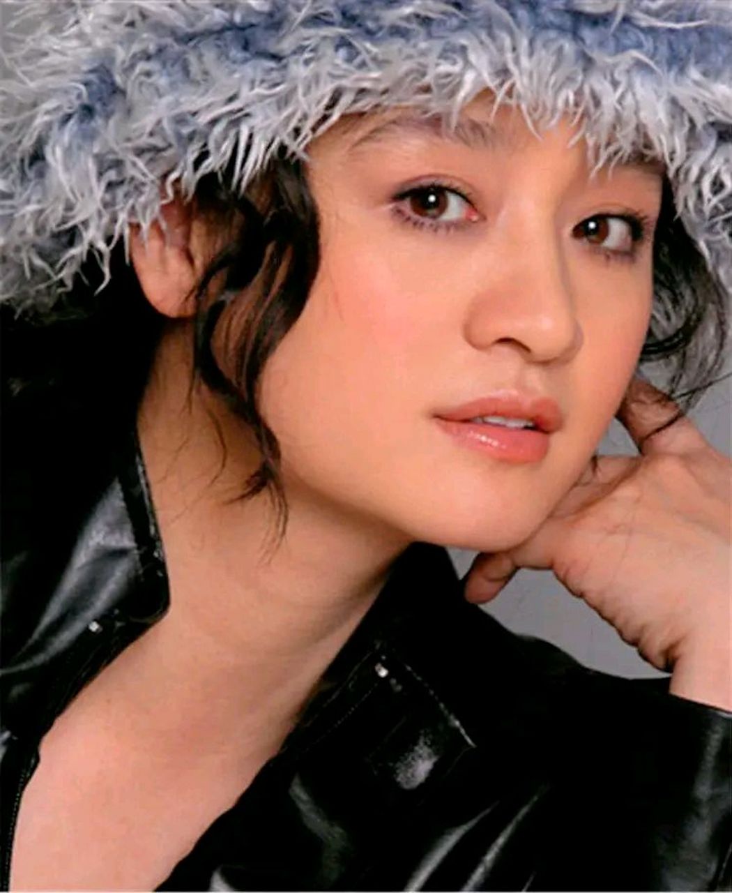 女演员林芳兵,扬州人,是中戏第一大美女,成名之后,有人嫉妒,在卫生间