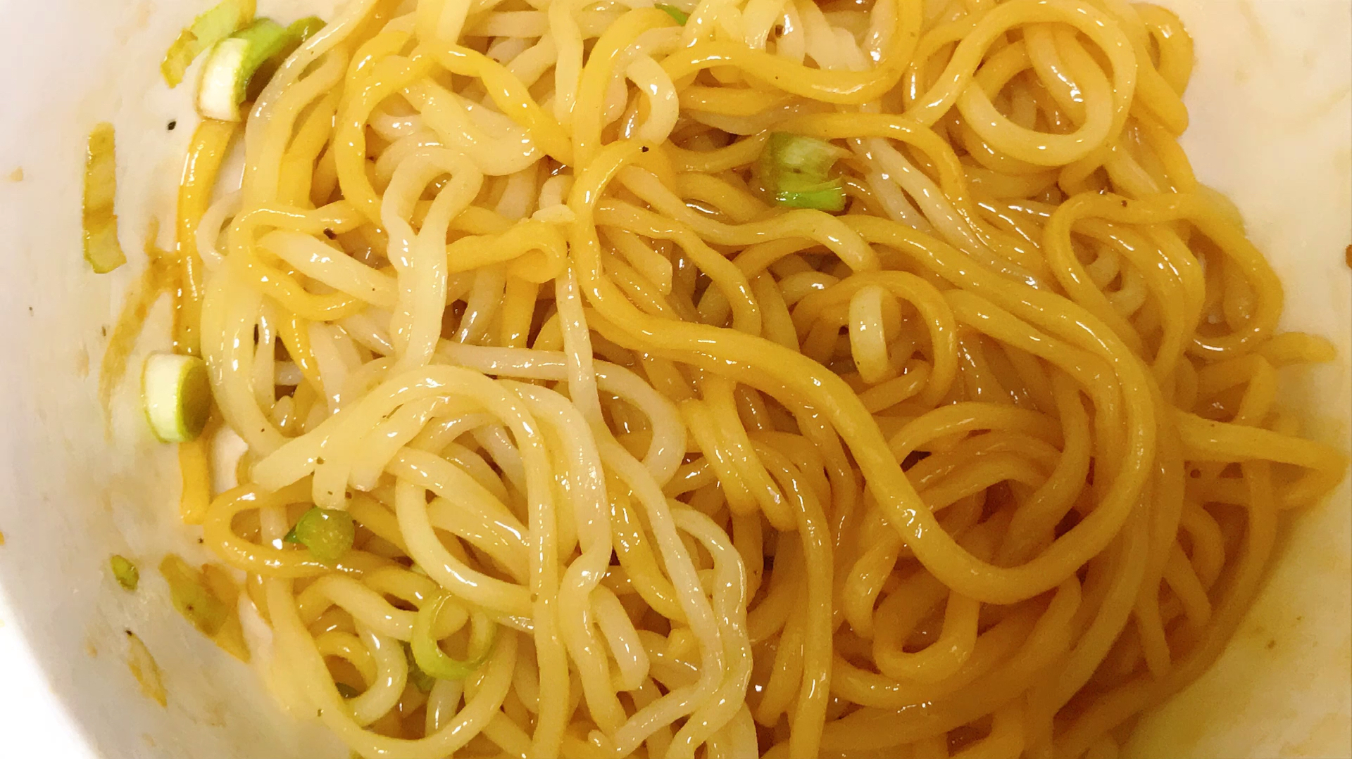 美味好吃的凉拌面条,这样凉拌,味道棒极了