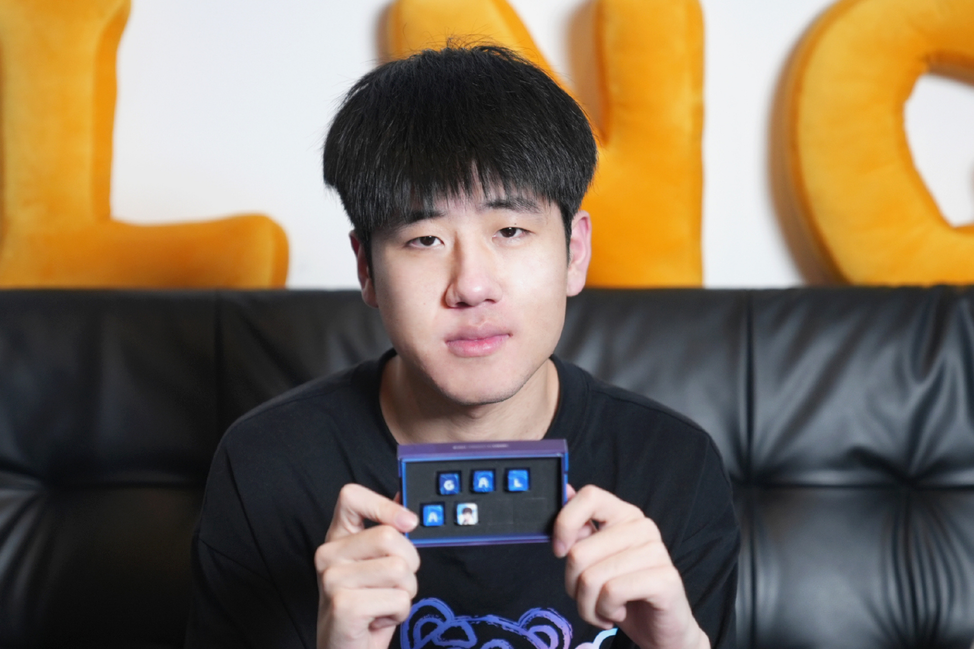 gala这位选手真不错,有bang的样子,又稳又敢输出.