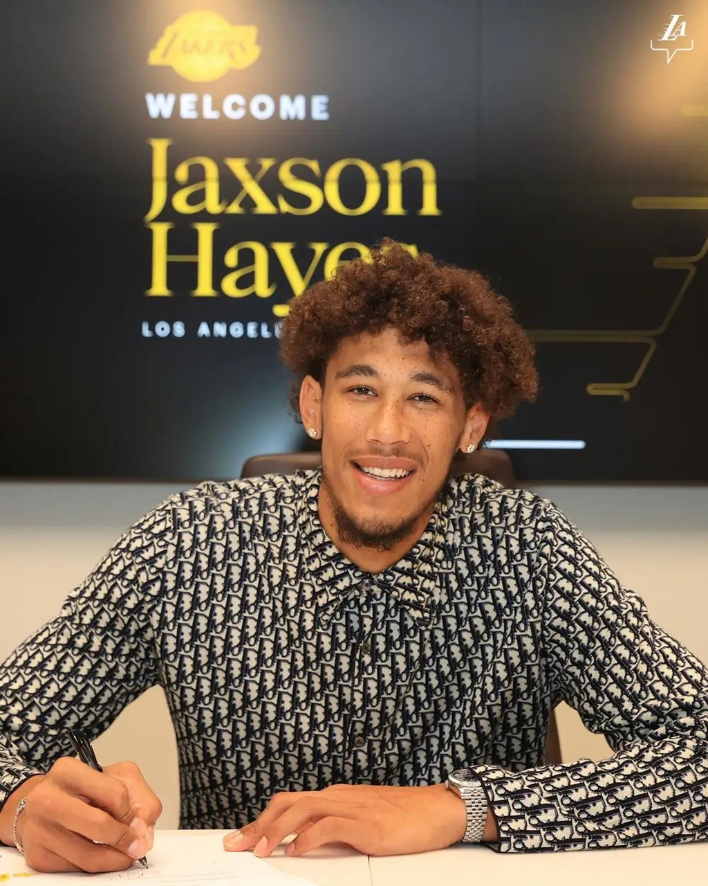 湖人贾克森-海斯最近接受了采访,谈到了自己加盟湖人的感受.