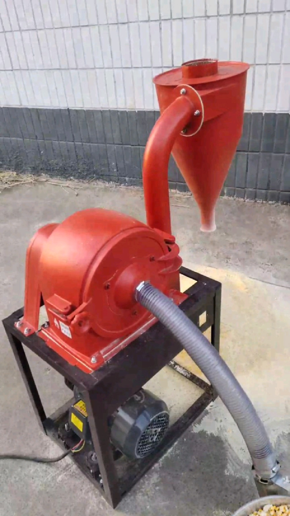 230型玉米粉碎机/三相电带动/自吸上料