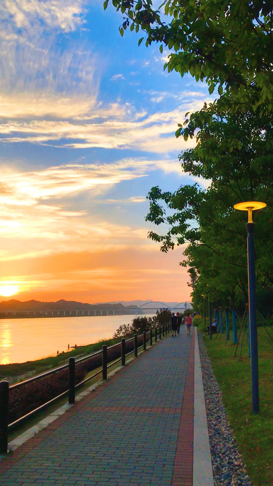 宜昌的江边有多美,千万不要惊讶-度小视