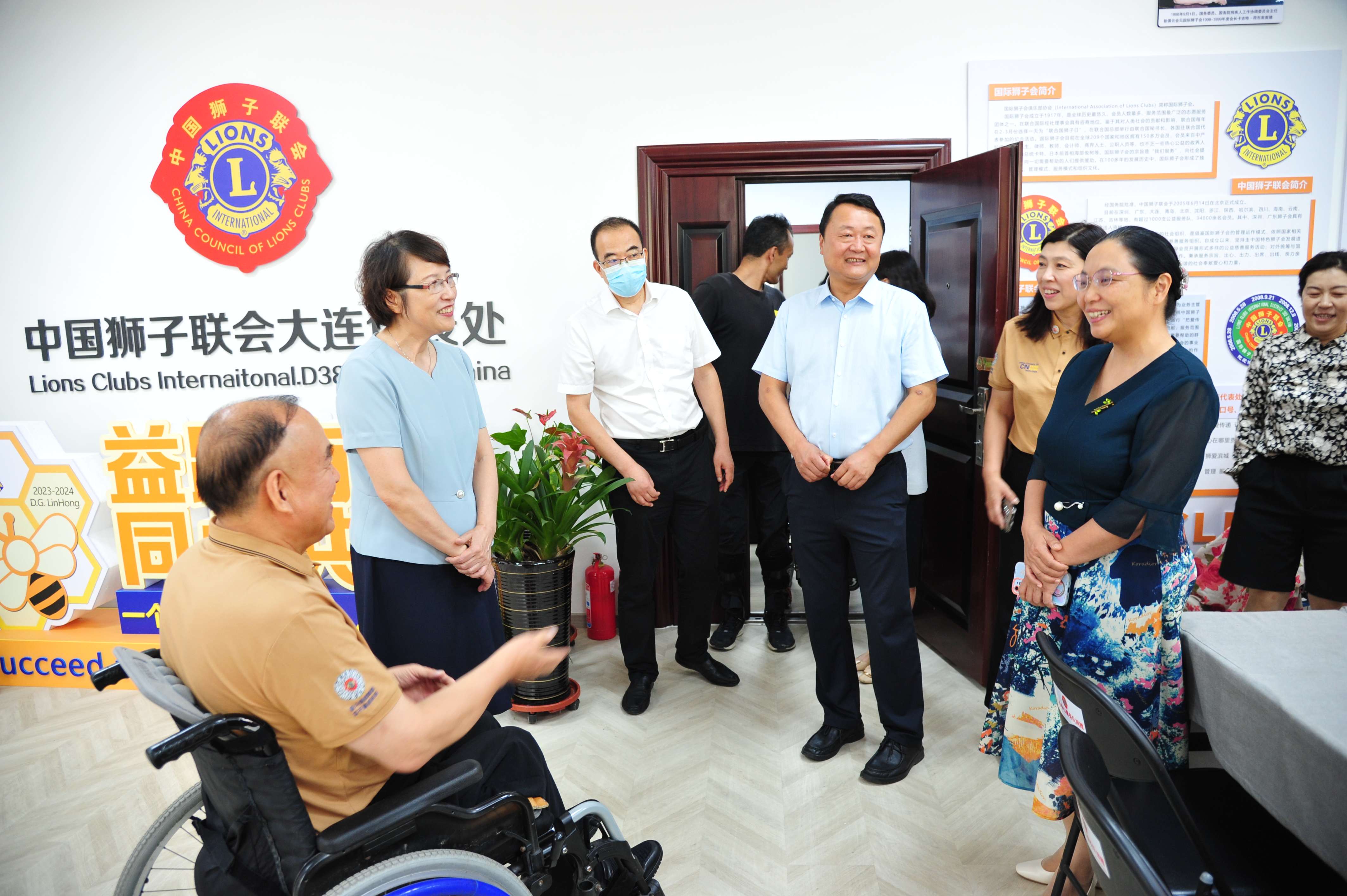 中国狮子联会会长赵素京称赞大连狮子会工作做得好