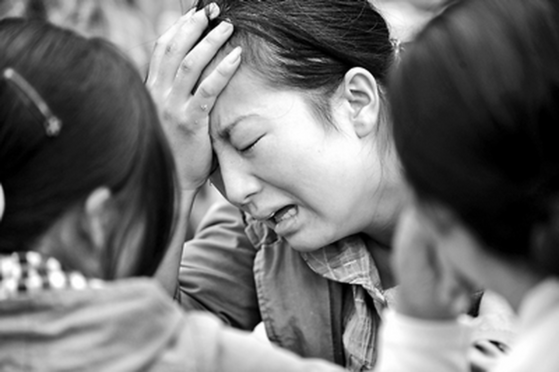 你体会过失去亲人的痛苦吗?那是怎样的疼彻心扉!