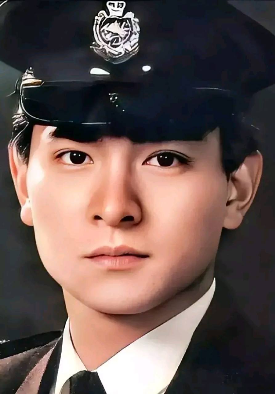 刘德华年轻时的照片真是帅得没的说!