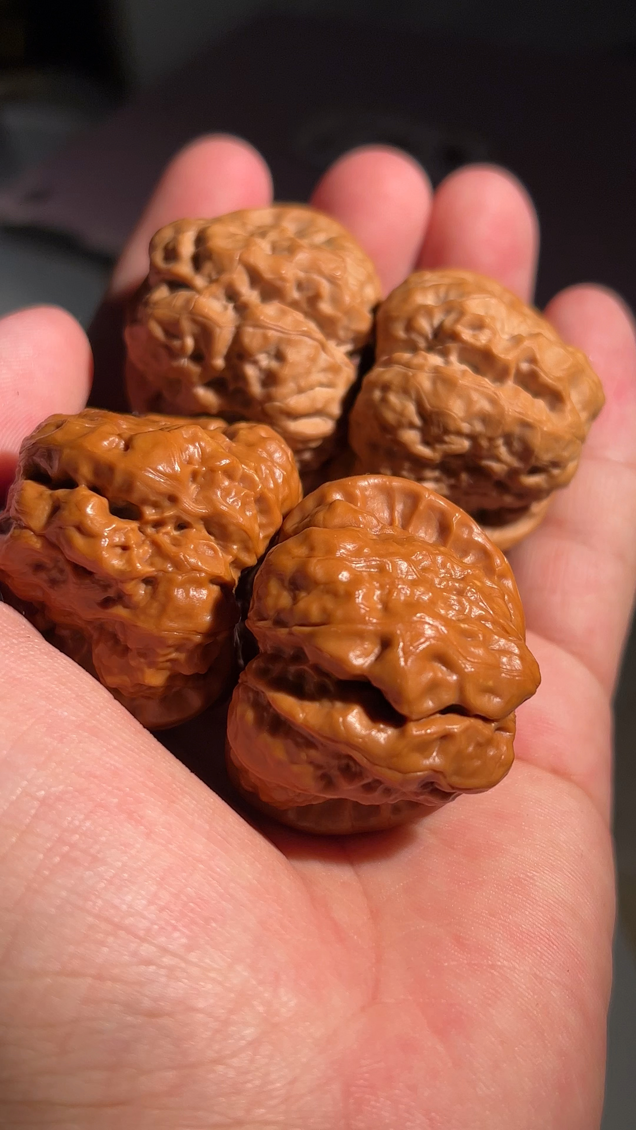 延庆蛤蟆头核桃,这包浆又打手了-度小视