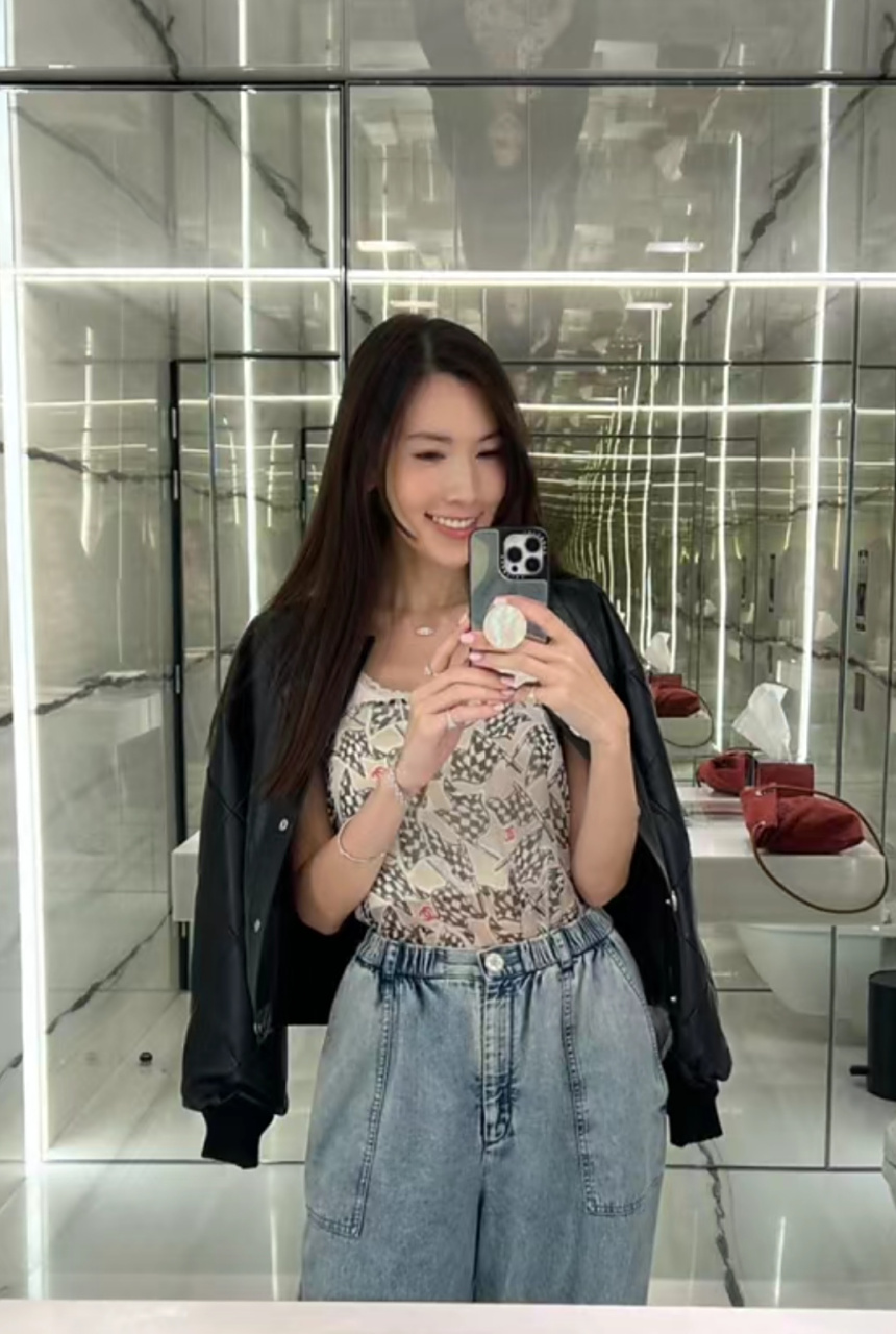 林志颖老婆晒日常穿搭,陈若仪高172,她的衣服不是一般人能驾驭的,要么