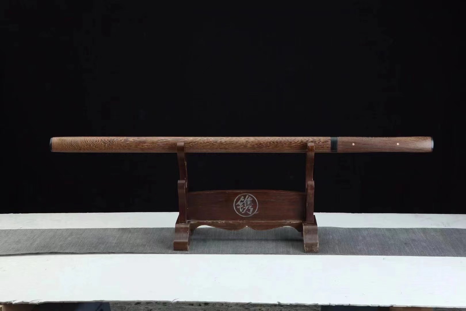 花梨木一体素影唐刀