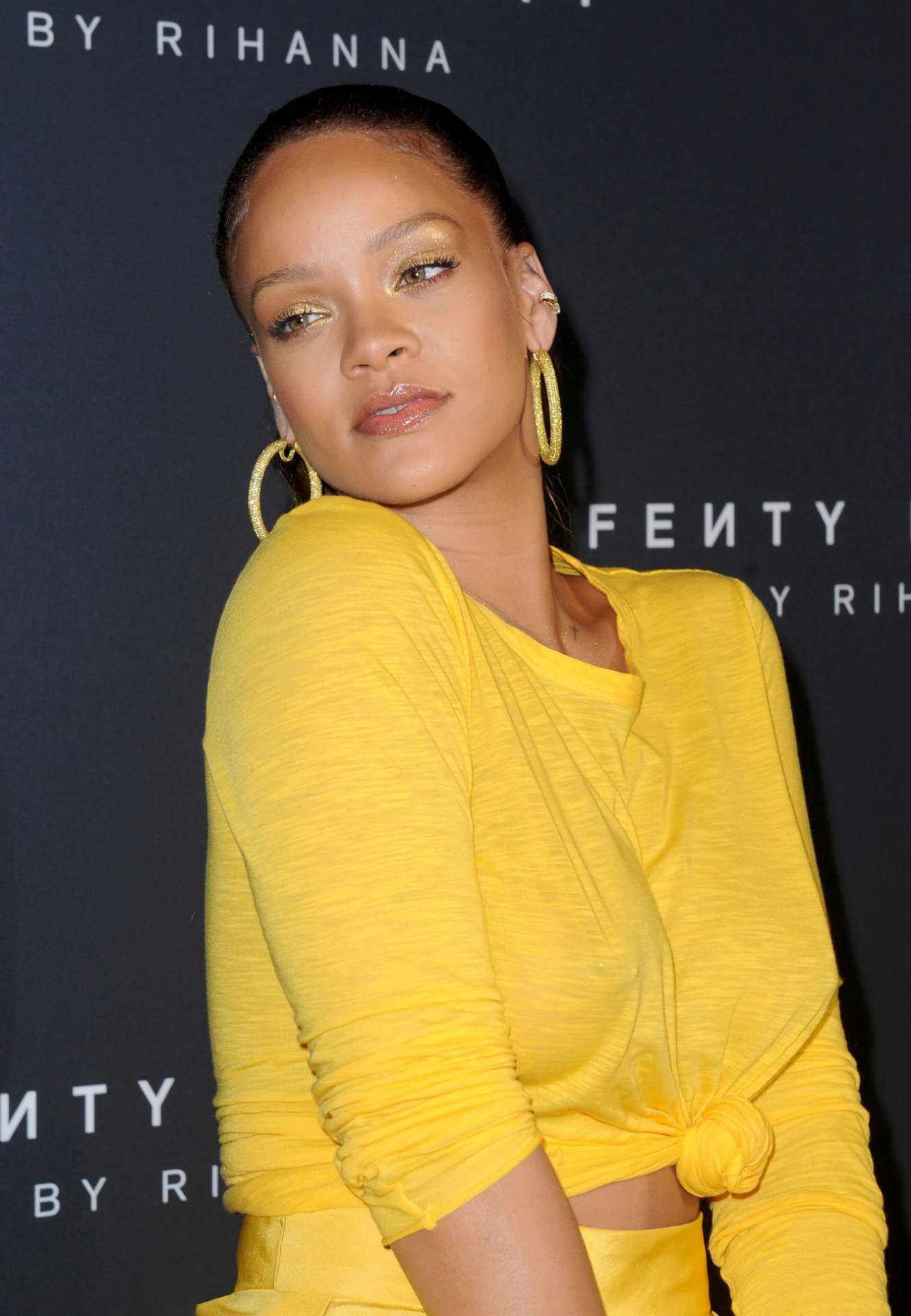 明星图集~蕾哈娜