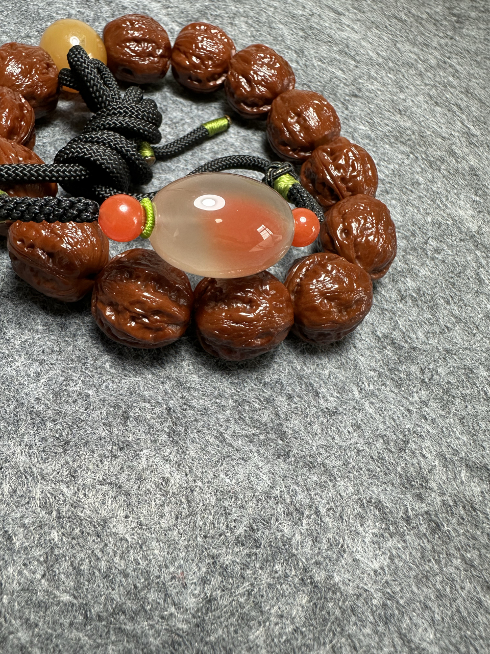 原矿保山南红,杨柳中洞子冰飘红大桶珠,锁骨珠