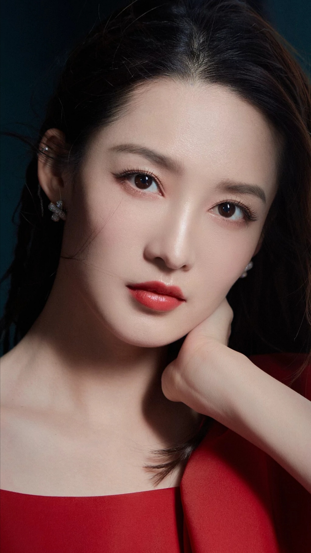 顶级壁纸〕魔性十足,时尚靓丽的女星李沁