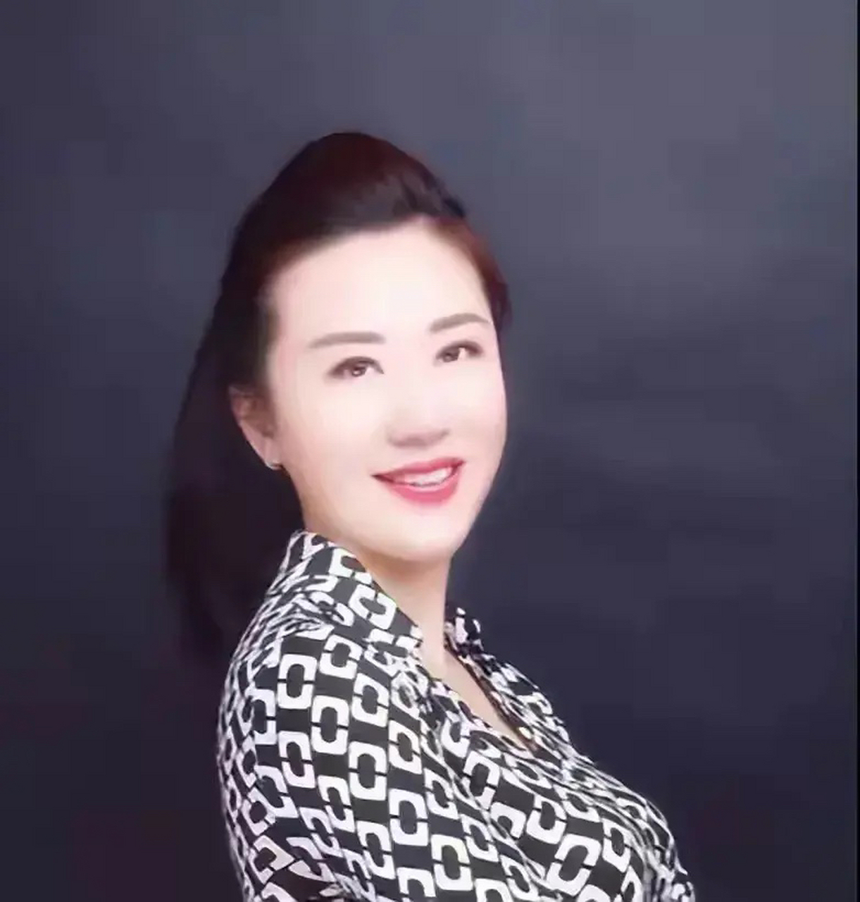 四川音乐学院副院长被爆和87名女老师发生过关系,有个"割麦三人组"