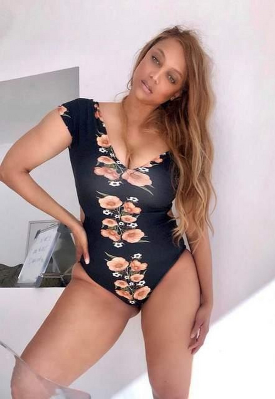 一笑百媚生的超模泰拉·琳妮·班克斯(tyra lynne banks)(七).