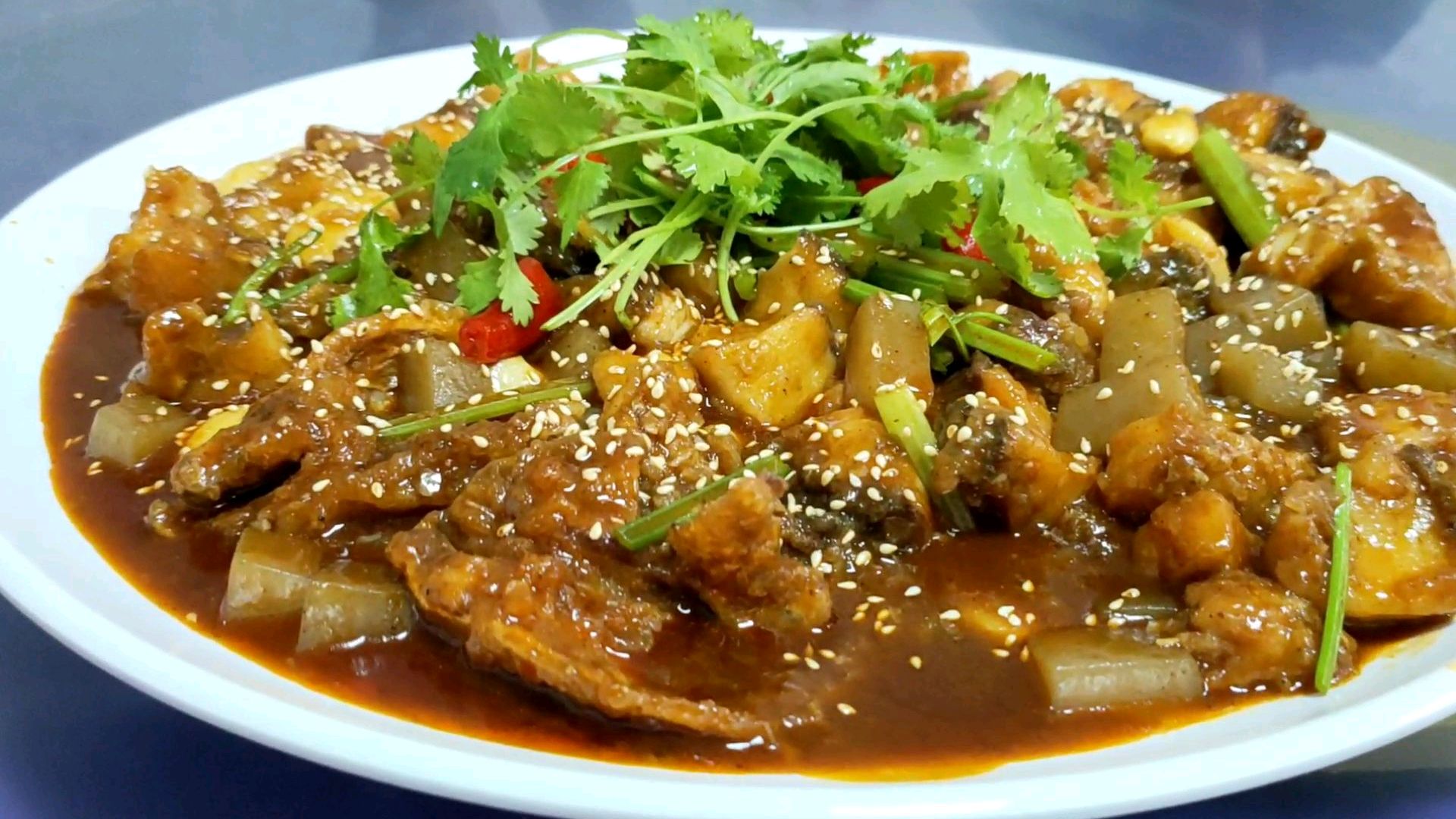 巴实、正宗的很,川味、麻辣鱼块