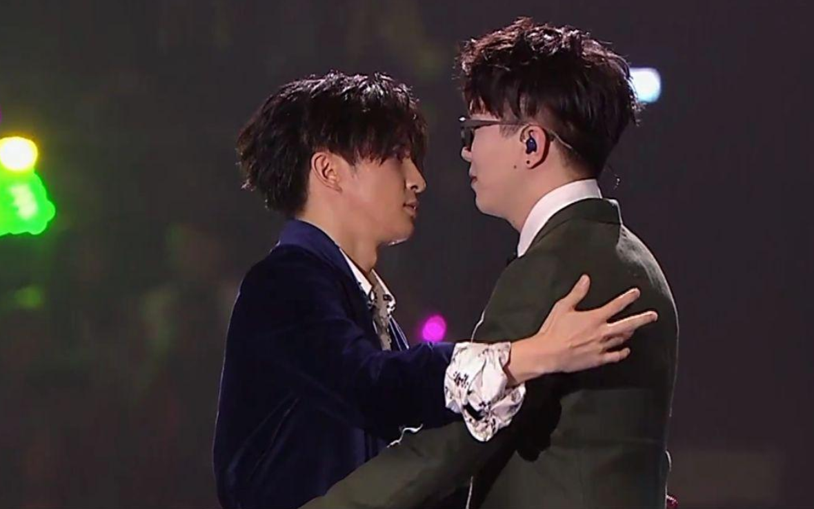 年度热度最高艺人出炉:全部都是顶级唱将,周深和华晨宇再度碰头