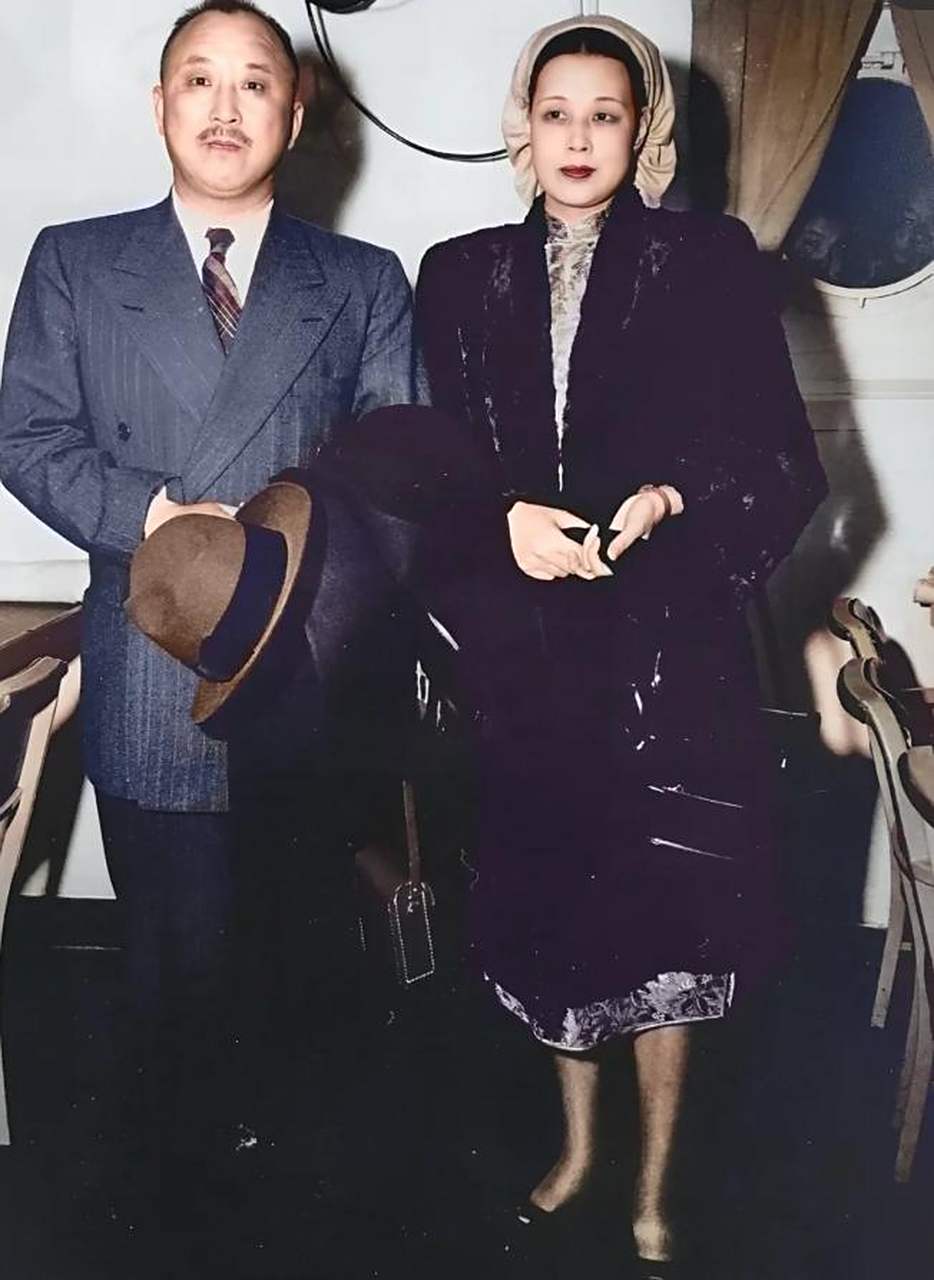 卫立煌和夫人韩权华